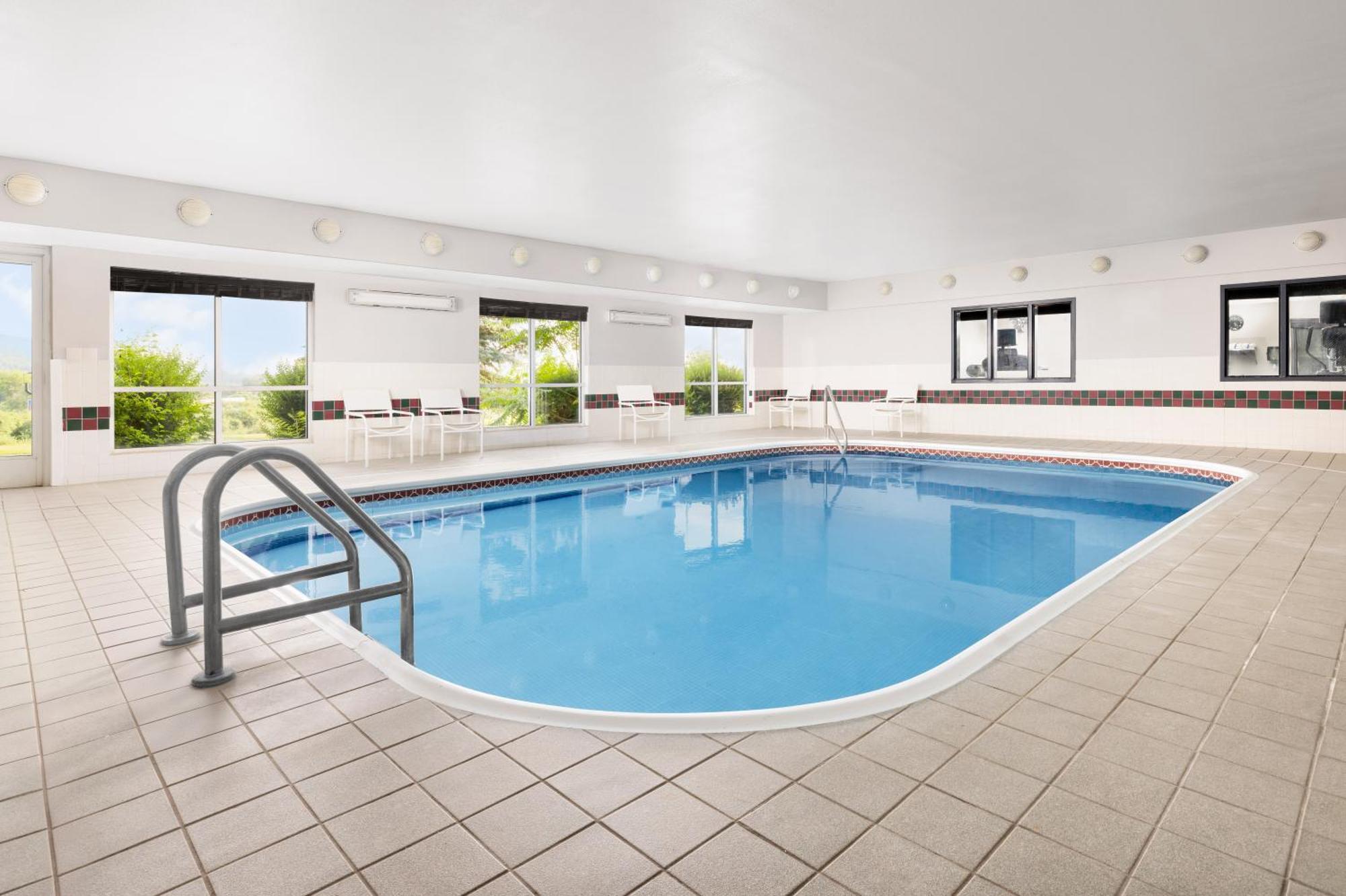 Country Inn & Suites By Radisson, Big Flats Horseheads Esterno foto