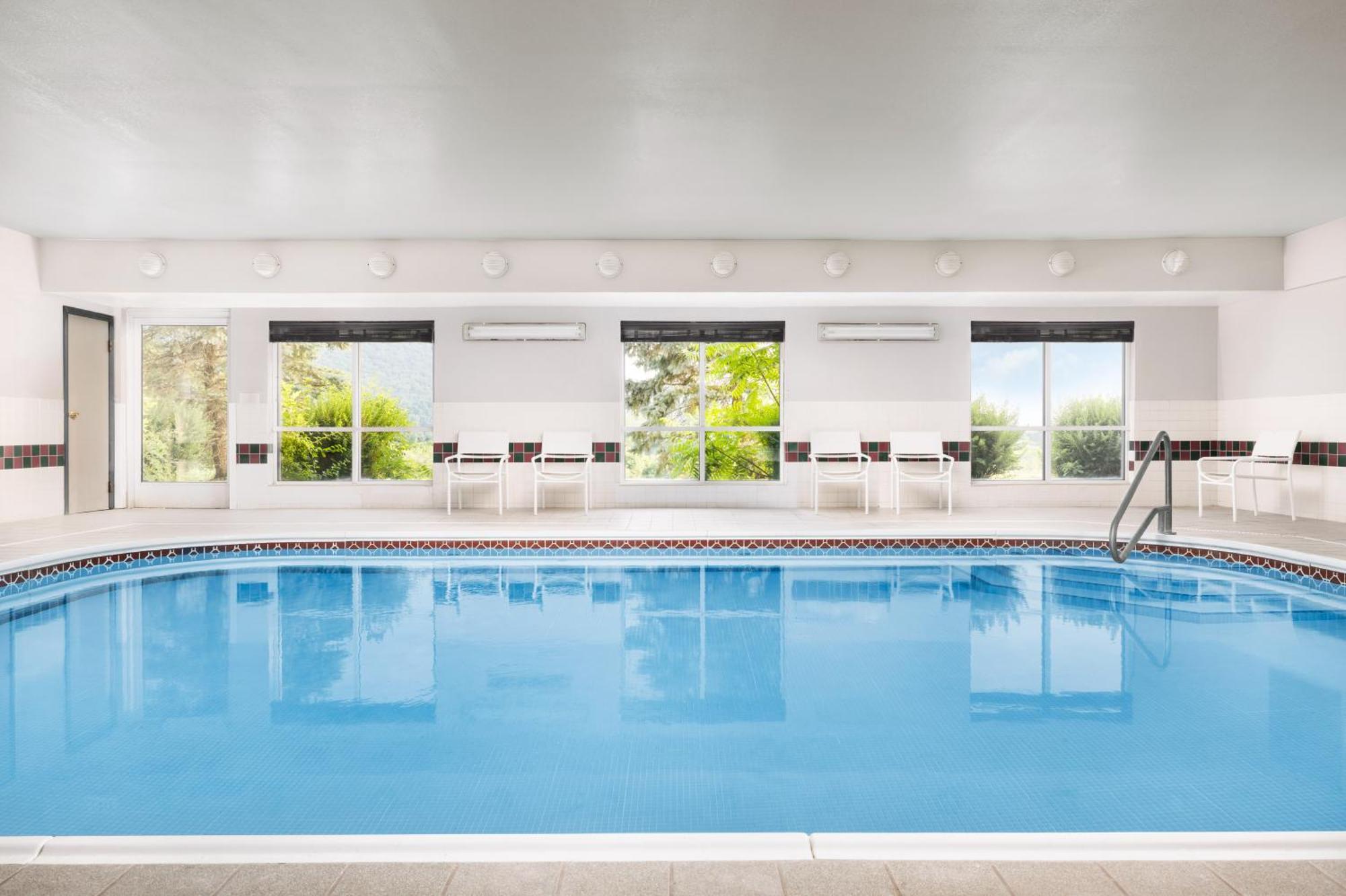 Country Inn & Suites By Radisson, Big Flats Horseheads Esterno foto