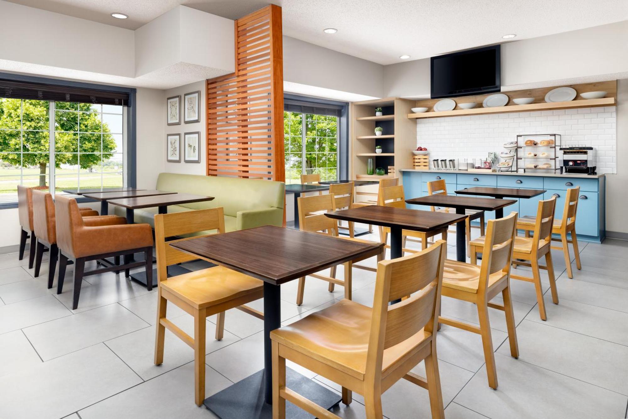 Country Inn & Suites By Radisson, Big Flats Horseheads Esterno foto